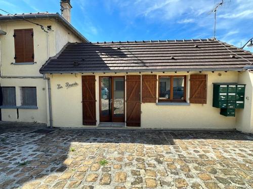 Maisonette proche Paris & Disney in Ferrieres-en-Brie