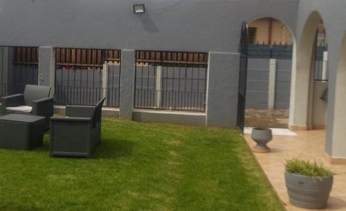 Lifegate Guest House