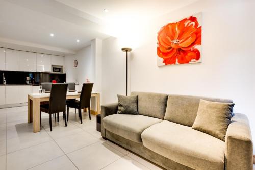 Grand Paradis B11 - Good location & parking