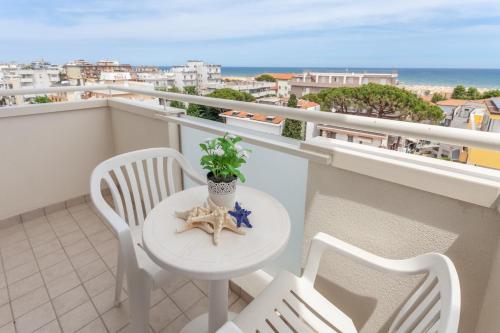 Camera, familiare, vista sul mare