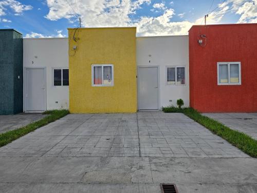 Casa en Villa Panamericana, San Miguel in Jucuaran