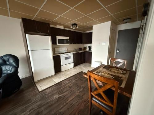 Appartement #2 avec chambre tout inclus in Baie-Comeau (QC)