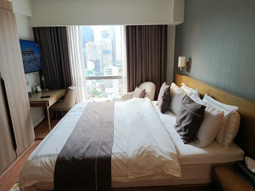 room detail thumbnail 0