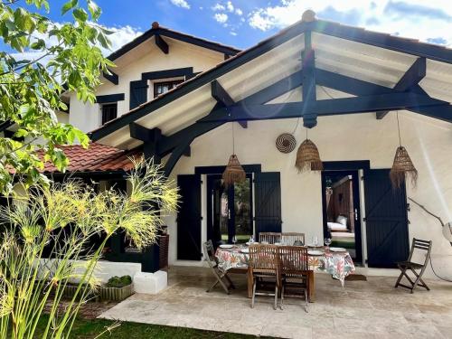 Villa Debussy in Route de Scoorts