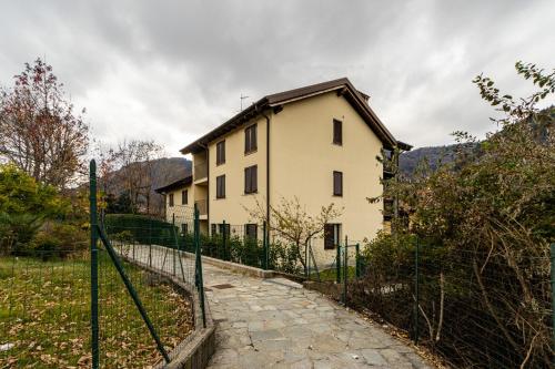 Viesnīcas āriene, Bellagio Magreglio - Terrace & Free Parking in Magreglio