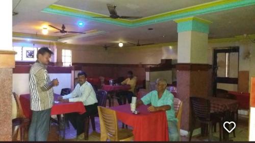 hn deluxe lodge in Harihar