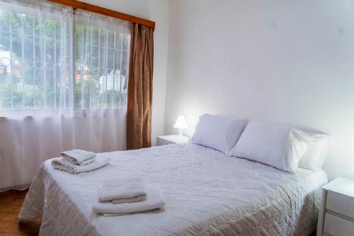 Casa cerca del centro luminosa y tranquila con patio in Comodoro Rivadavia