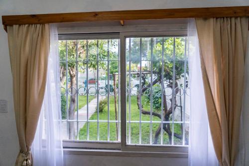 Casa cerca del centro luminosa y tranquila con patio in Comodoro Rivadavia