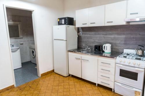 Casa cerca del centro luminosa y tranquila con patio in Comodoro Rivadavia