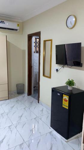 Nick Jaak's Courtyard Rooms — other in GI-429-8499 8 Abete street, lapaz Abrantie, Trofwi Ghana, 00233