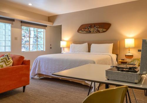 room detail thumbnail 0