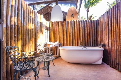 Chez Louise et Louis Pe na Areia in Sao Sebastiao (Sao Paulo)