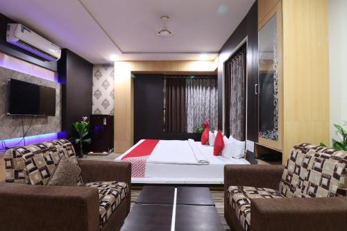 Hotel O Shri Sai Niwara Lodge