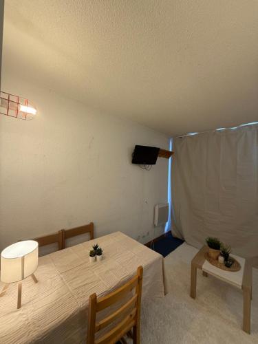Ski InOut -Tignes Val Claret -3 Beds Flat B100 in Tignes
