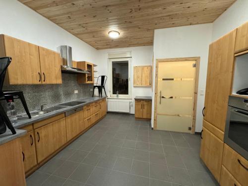 Appartement Luxembourg Esch-sur-Alzette – khách sạn tại Esch Sur Alzette