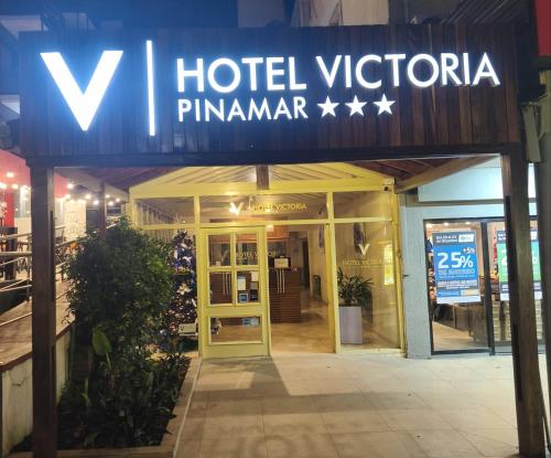 維多利亞酒店 (Hotel Victoria) in 皮納馬爾
