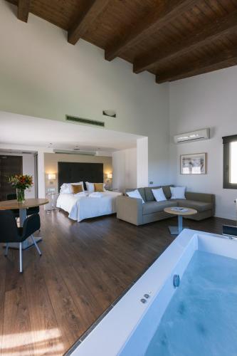 Bonansa Country Hotel - image 7