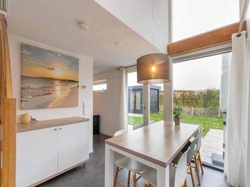 Facilities, Wonderful Beach Holiday Home for 6 in Oude Moolweg en Laone