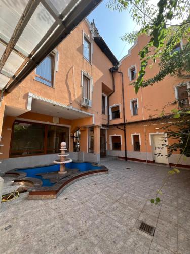 G-CITY Hostel in Szabadka