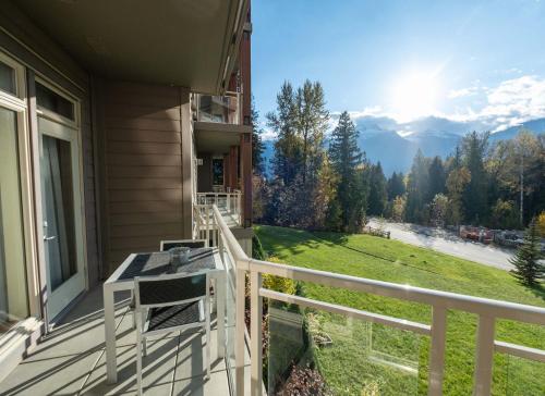 外部景觀, 薩頓廣場酒店雷夫爾斯托克山度假村 (The Sutton Place Hotel Revelstoke Mountain Resort) in 雷夫爾斯托克