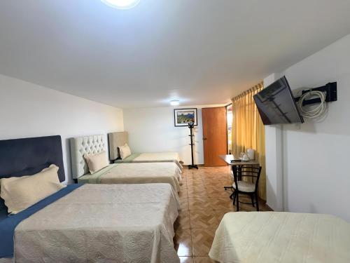 Habitación con Baño Privado y Terraza Exclusiva cerca al Aeropuerto