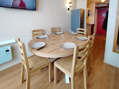 Superbe duplex 35m² pour 6 pers. à Val Thorens avec Wi-Fi, vue sur les montagnes - FR-1-545-58