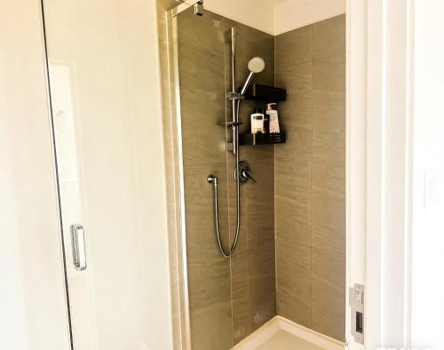 دش, prime epsom in جبل عدن