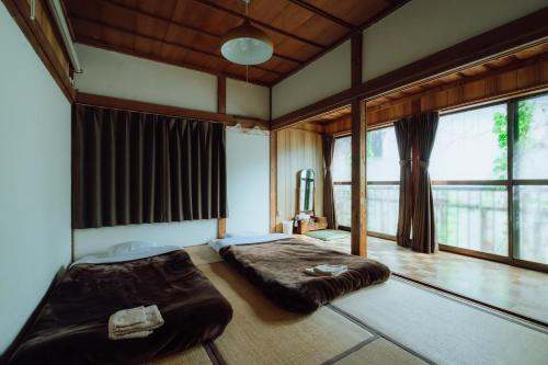 Hostel&Bar CAMOSIBA in Yuzawa-shi