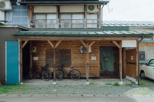 Entrance, Hostel&Bar CAMOSIBA in Yuzawa-shi