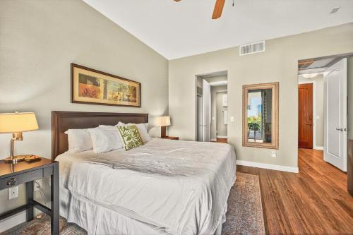 LV032 Stellar Downstairs Legacy Villas Studio in La Quinta, USA