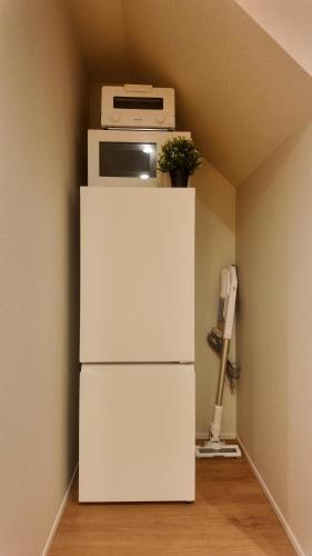 和居 逸舎 最寄り駅まで徒歩2分 難波へ電車で5分の所にある家族と静かに泊まれる物件