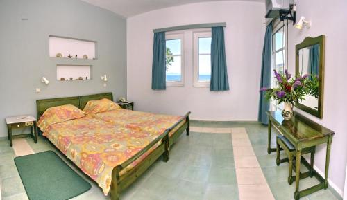 Panselinos Hotel Panselinos Hotel is a popular choice amongst travelers in Lesvos, whether exploring or just passing through. Offering a variety of facilities and services, the hotel provides all you need for a good n
