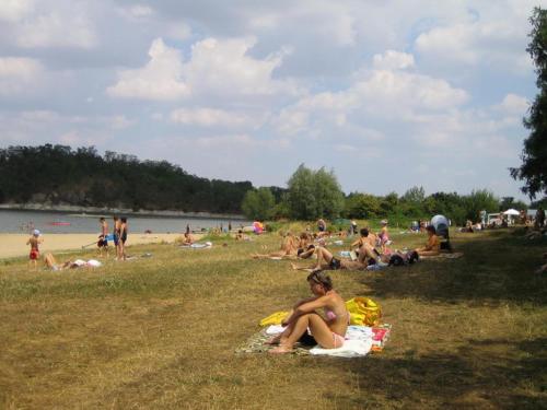 pludmale, Dovolená Výr, kemp Výrovice, mobilní dům (Dovolena Vyr, kemp Vyrovice, mobilni dum) in Výrovice