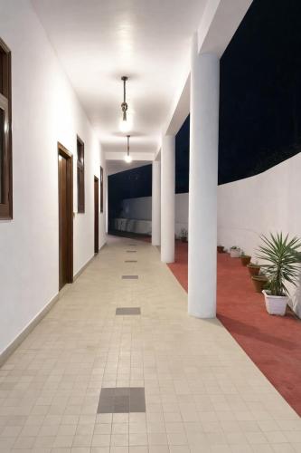 IVY The Boutique Hotel By Backpacker Stop - Nainital