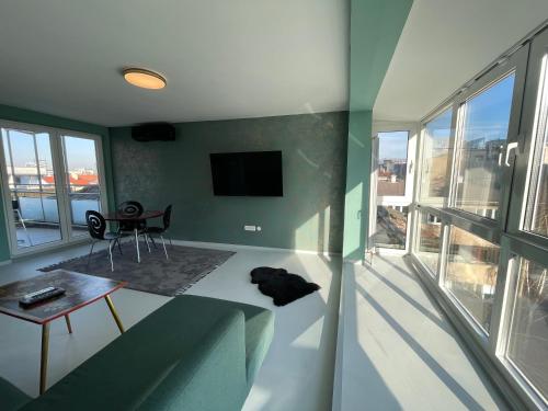 Amazing penthouse city centre