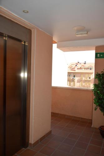 Complutense - image 6