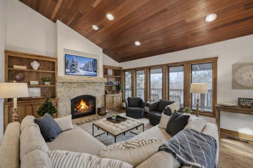 Stargazer 115 townhouse - image 3