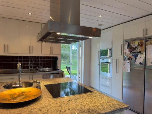 Scandinavian Villa with Sea Views Stockholm in Saltsjöbaden