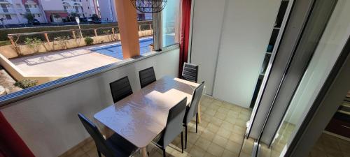 Les Jardins du Cap, piscine, parking, 50m plage in อากด์