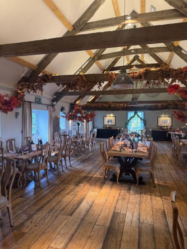 The Farmhouse at Bodnant Welsh Food - Llansanffraid Glan Conwy