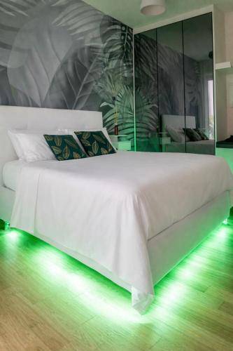 Jungle Suite and Parking