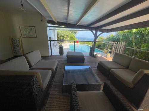 Villa Cayali - Petit cocon vue mer in Hyacinthe