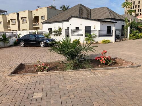 Palm Villas Estate in Bakau