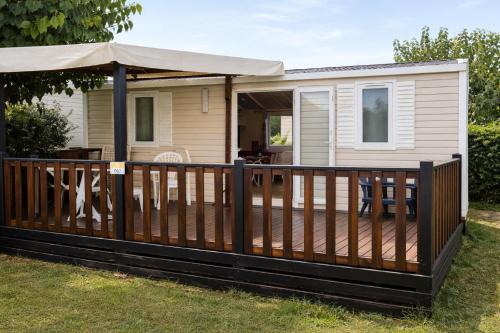Mobil-home 4 à 6 personnes dans camping le Neptune