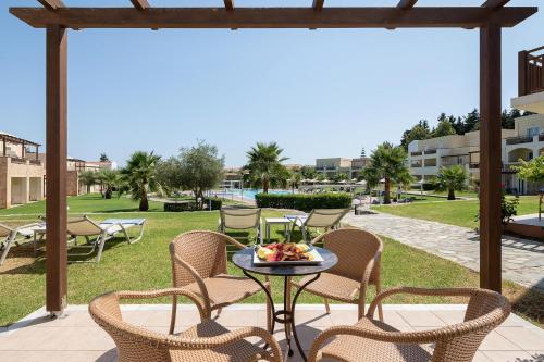 Balcony/terrace, Pilot Beach Resort in Krionerida