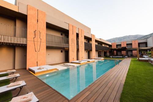 Pilot Amphora Boutique Hotel - image 5