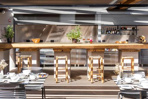 Bar/lounge, Pilot Amphora Boutique Hotel "Adults Only" in Krionerida