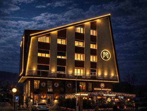 Modern Mountain Mystic Kolasin