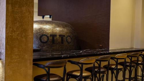 Restaurant, Rooms at 32 in Sligo