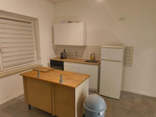 virtuve, Aunkirchen Ferienwohnung Monteurzimmer Vilshofen an der Donau in Vilshofen